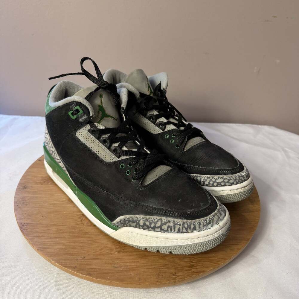 Nike Air Jordan 3 Pine Green Black, Size 11